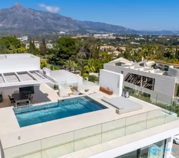 3 bedroom House for Sale in Nueva Andalucía-47421