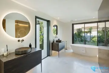 5 bedroom House for Sale in Nueva Andalucía-47472
