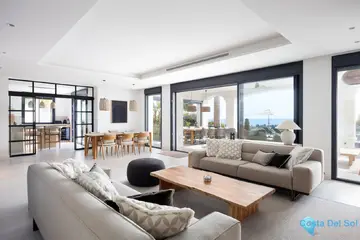 4 bedroom House for Sale in Los Flamingos-47560