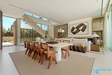 5 bedroom House for Sale in Marbella-47566