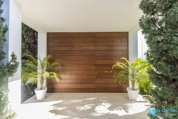 5 bedroom House for Sale in The Golden Mile-47604