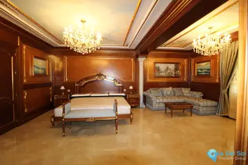 8 bedroom House for Sale in Guadalmina Baja-47633