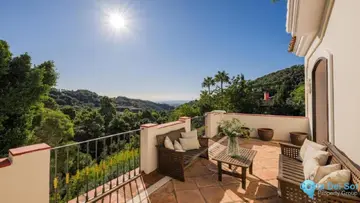 5 bedroom House for Sale in La Zagaleta-47811