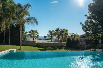 5 bedroom House for Sale in El Madroñal-47843