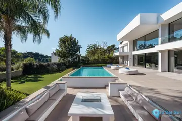 5 bedroom House for Sale in El Madroñal-47847