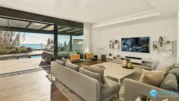6 bedroom House for Sale in Costabella-47863