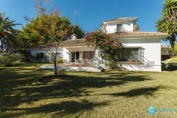 6 bedroom House for Sale in Guadalmina Baja-47886