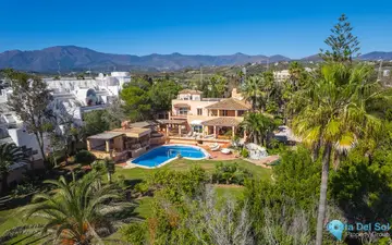 8 bedroom House for Sale in New Golden Mile-47926