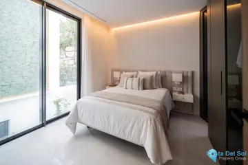 6 bedroom House for Sale in El Paraiso-47969