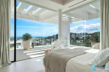 6 bedroom House for Sale in Benahavís-47999