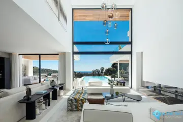 6 bedroom House for Sale in Benahavís-48065