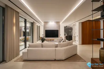 6 bedroom House for Sale in La Quinta-48087
