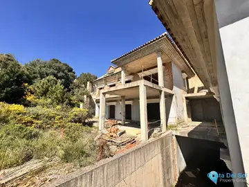 3553m2 Plot for Sale in Istán-48111