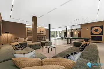6 bedroom House for Sale in El Madroñal-48104