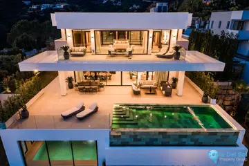 6 bedroom House for Sale in El Madroñal-48117