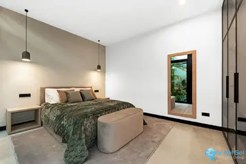 6 bedroom House for Sale in El Madroñal-48132