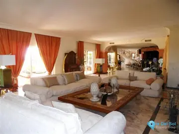 8 bedroom House for Sale in La Quinta-48341