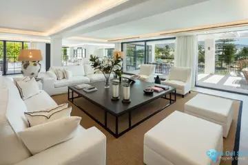5 bedroom House for Sale in Nueva Andalucía-48355
