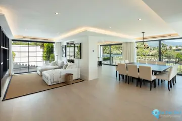 5 bedroom House for Sale in Nueva Andalucía-48361