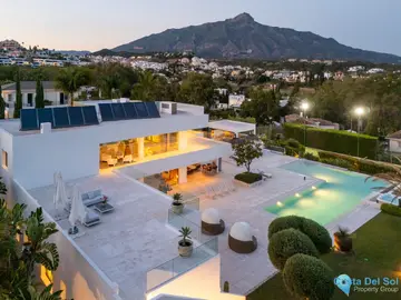 7 bedroom House for Sale in Nueva Andalucía-48370