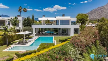 5 bedroom House for Sale in The Golden Mile-48372