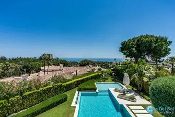 5 bedroom House for Sale in The Golden Mile-48377