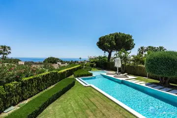 5 bedroom House for Sale in The Golden Mile-48380