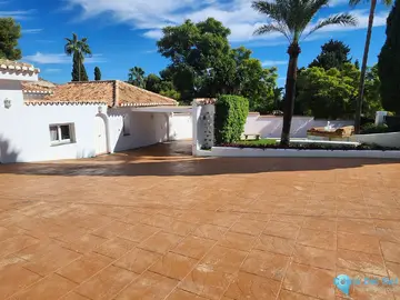 8 bedroom House for Sale in Benalmadena-48409