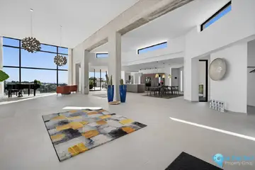 6 bedroom House for Sale in El Paraiso-48460