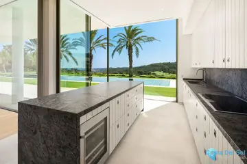 5 bedroom House for Sale in Casares-48528
