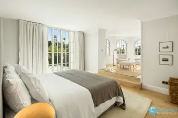 5 bedroom House for Sale in Nueva Andalucía-48585