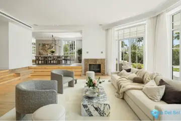 5 bedroom House for Sale in Nueva Andalucía-48590
