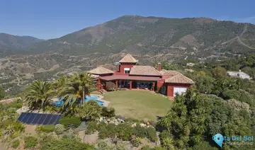 5 bedroom House for Sale in La Zagaleta-48685