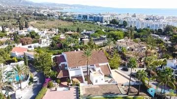 7 bedroom House for Sale in Nueva Andalucía-48712