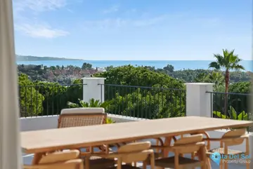 6 bedroom House for Sale in Nueva Andalucía-48827