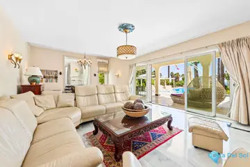 6 bedroom House for Sale in Estepona-48862