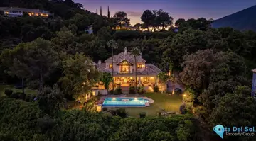 5 bedroom House for Sale in La Zagaleta-48871