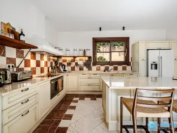 5 bedroom House for Sale in La Zagaleta-48877