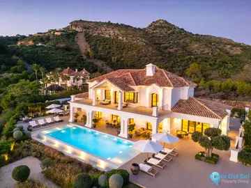 7 bedroom House for Sale in Benahavís