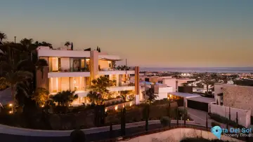 6 bedroom House for Sale in La Quinta-49038