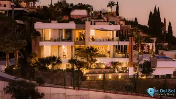 6 bedroom House for Sale in La Quinta-49040