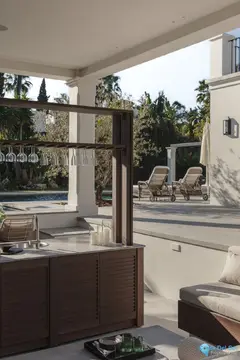 6 bedroom House for Sale in Nueva Andalucía-49098