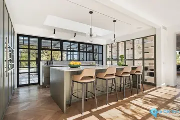 6 bedroom House for Sale in Sierra Blanca-49160