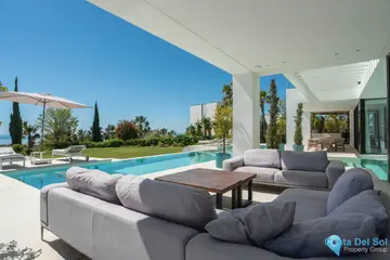 9 bedroom House for Sale in Estepona-49212