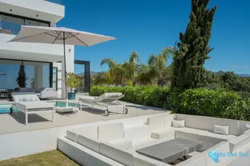 9 bedroom House for Sale in Estepona-49216