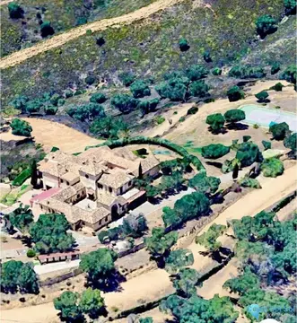 9 bedroom House for Sale in La Mairena-49237