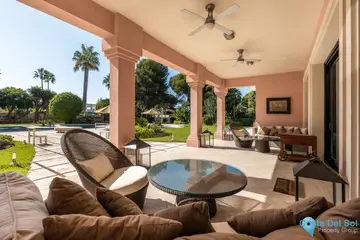 8 bedroom House for Sale in Estepona-49303