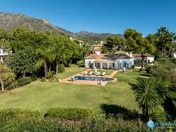 5 bedroom House for Sale in The Golden Mile-49337