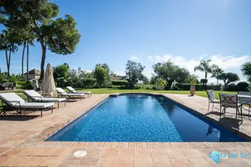5 bedroom House for Sale in The Golden Mile-49338