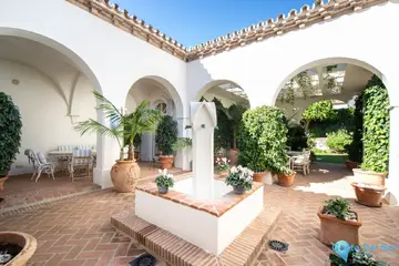 5 bedroom House for Sale in The Golden Mile-49353